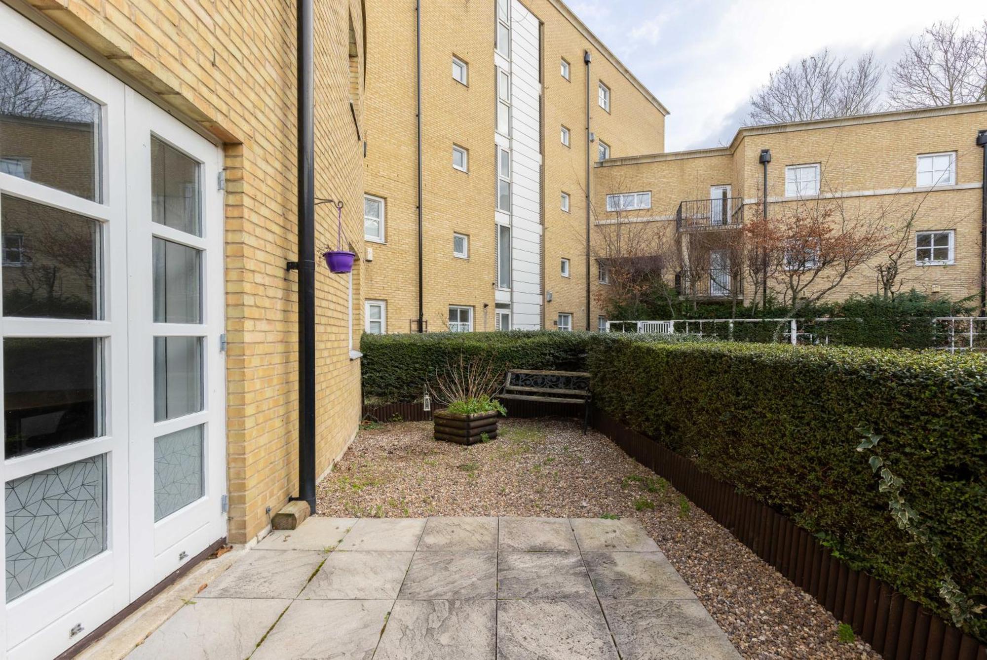 The Canada Water Apartments London Exterior foto